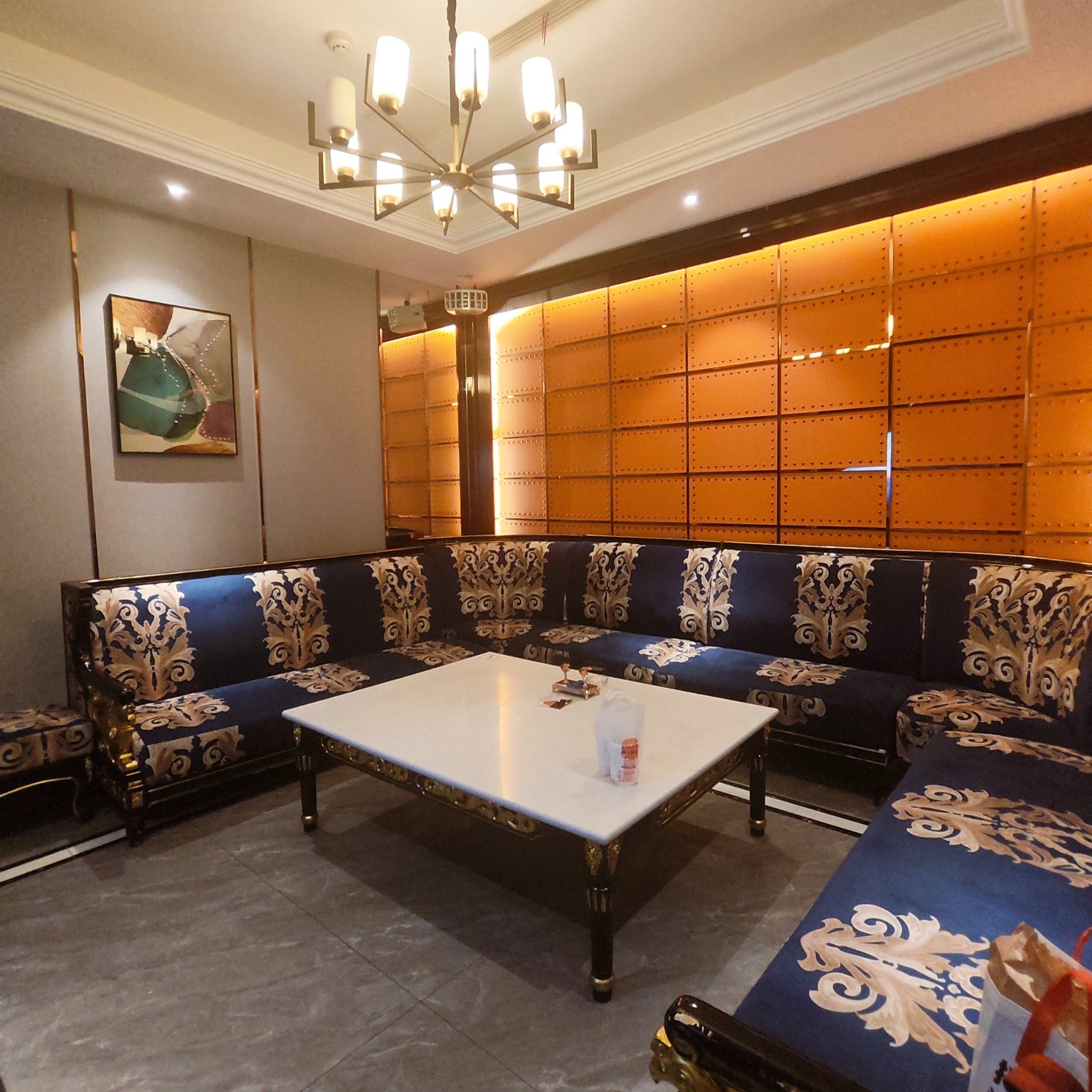 鞍山商务ktv及商务ktv啥意思解读-立山区ktv预定